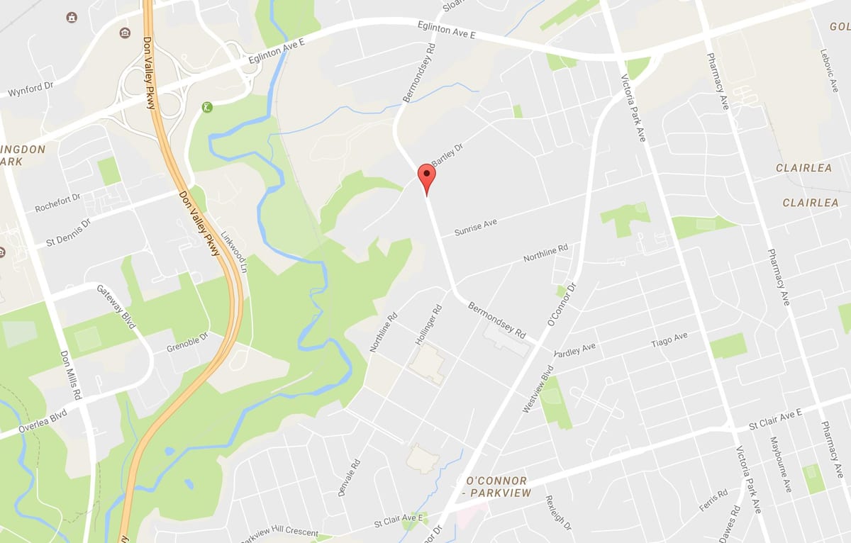 Зураг Bermondsey хөрш Торонто